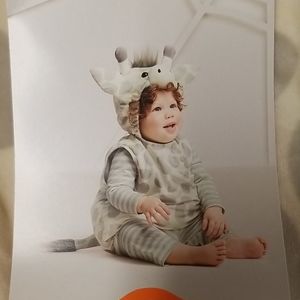 NWT Infant Giraffe Vest with Hood set